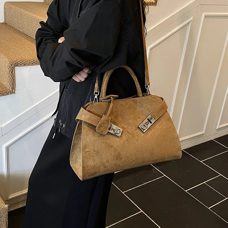 2025 New Suede Tote Bag for Women, Cute and Trendy, Fashionable Large-Capacity Shoulder Bag, Textured Motorcycle Handbag