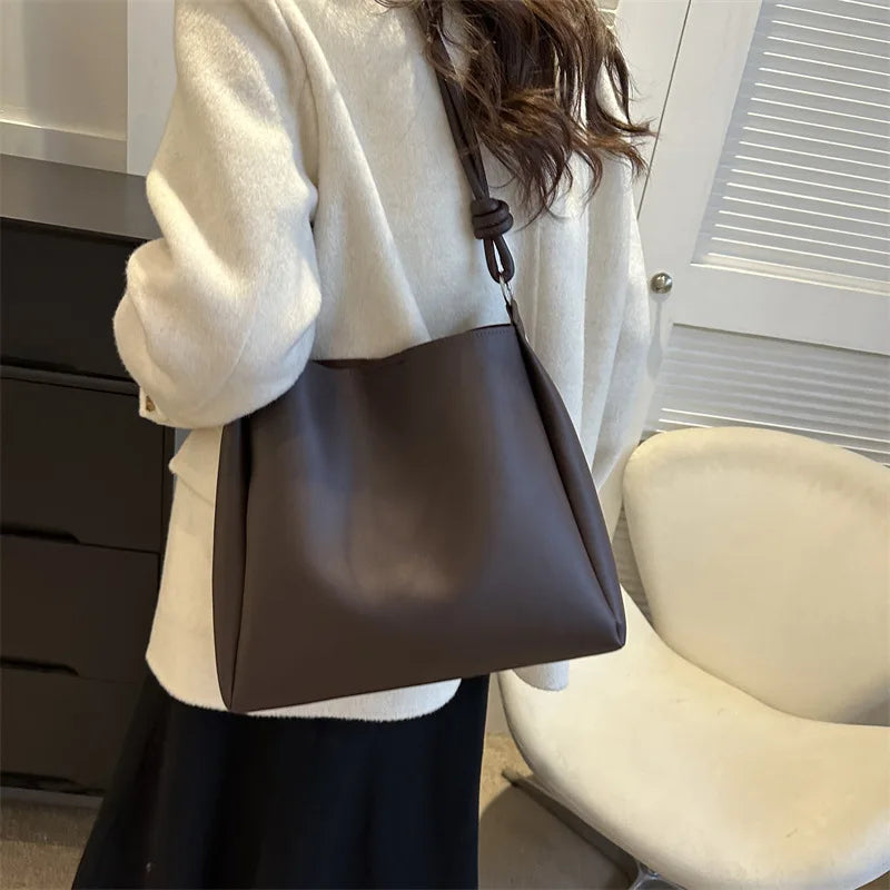 Commuting Korean Version Large Capacity Fashionable Bag for Women, Leather Shoulder Bag for Women, Solid Color Tote Bags
