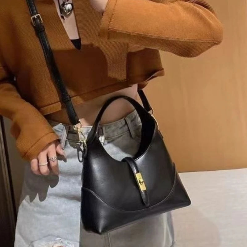 Fashionable Women's Handbag New Large Capacity Retro Crossbody Bag Multifunctional Commuting Shoulder Bag Popular Square Bag